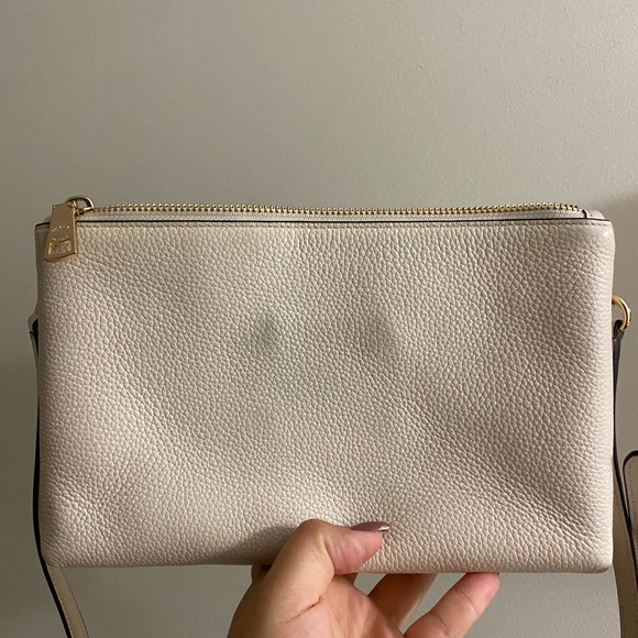 Womens Coach crossbody - Picture 5 of 9